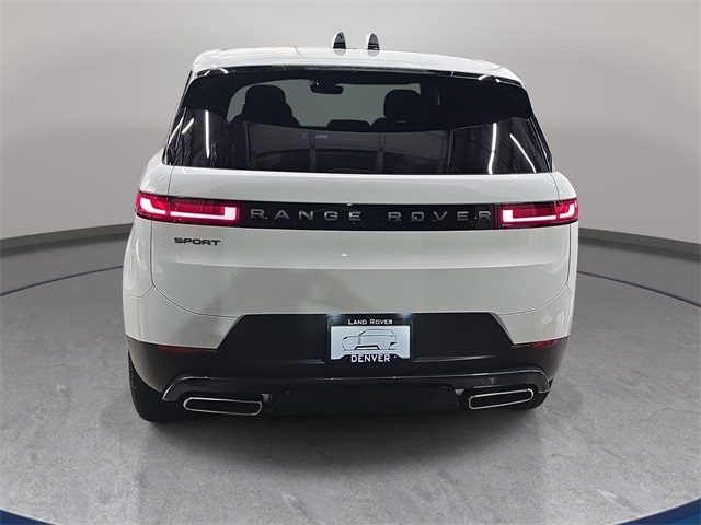 2025 Land Rover Range Rover Sport SE photo 3