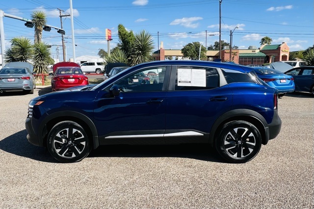 2025 Nissan Kicks SV photo 4