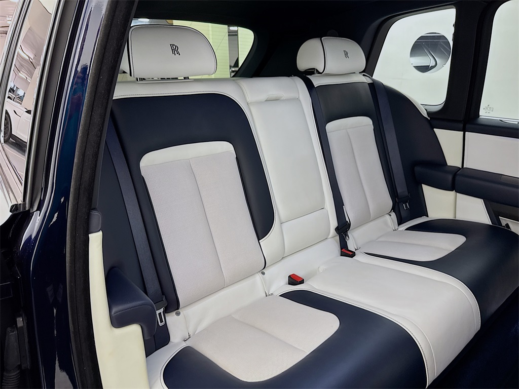 2020 Rolls Royce Cullinan photo 28