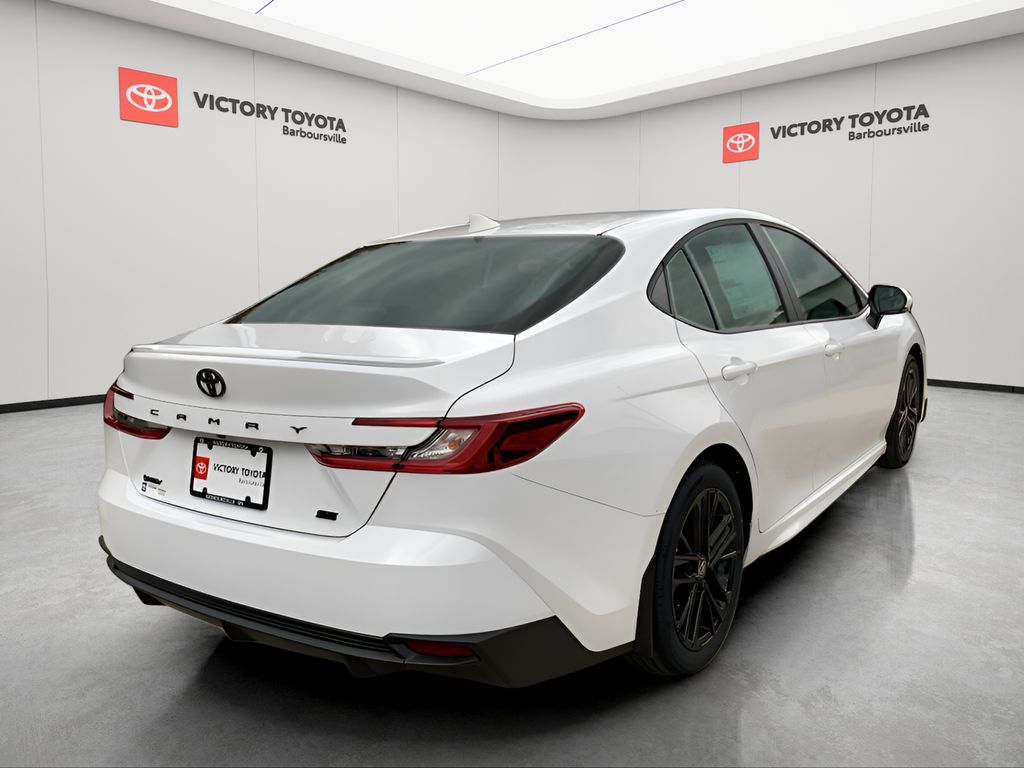2026 Toyota Camry SE photo 3