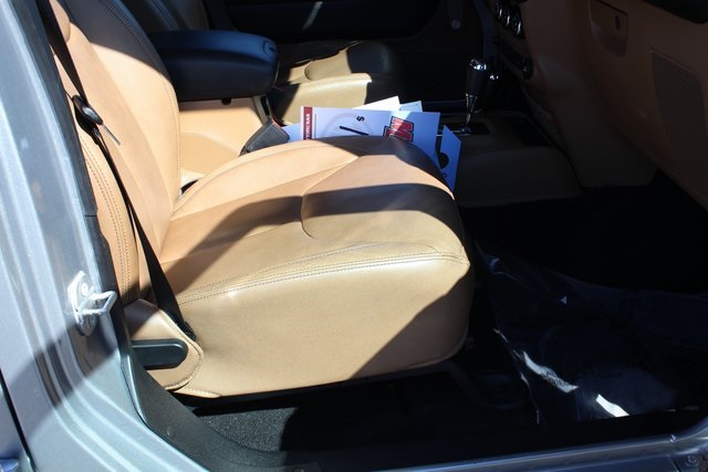 2015 Jeep Wrangler Unlimited Sahara photo 23