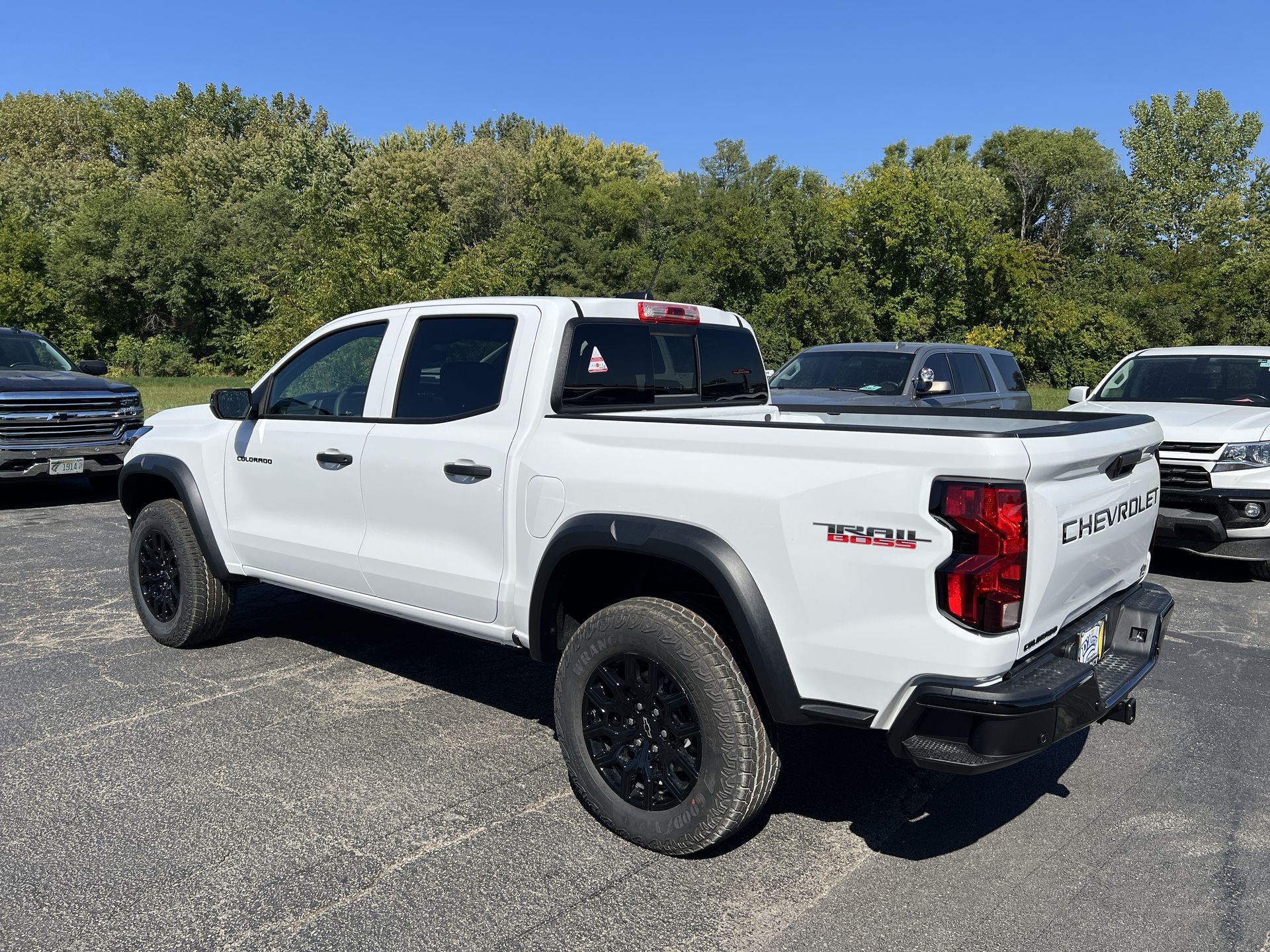 2026 Chevrolet Colorado Trail Boss photo 3