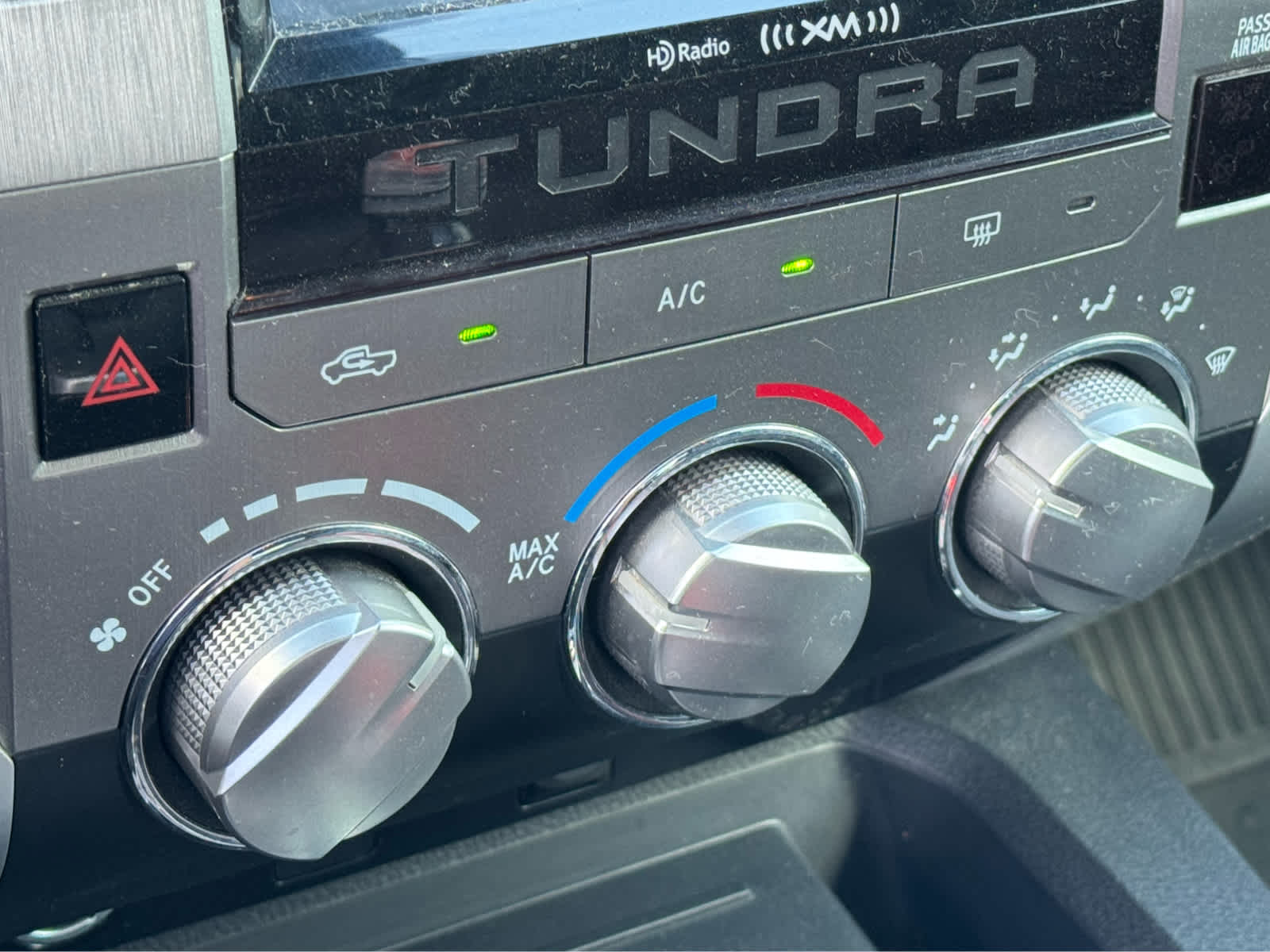 2018 Toyota Tundra SR5 photo 15