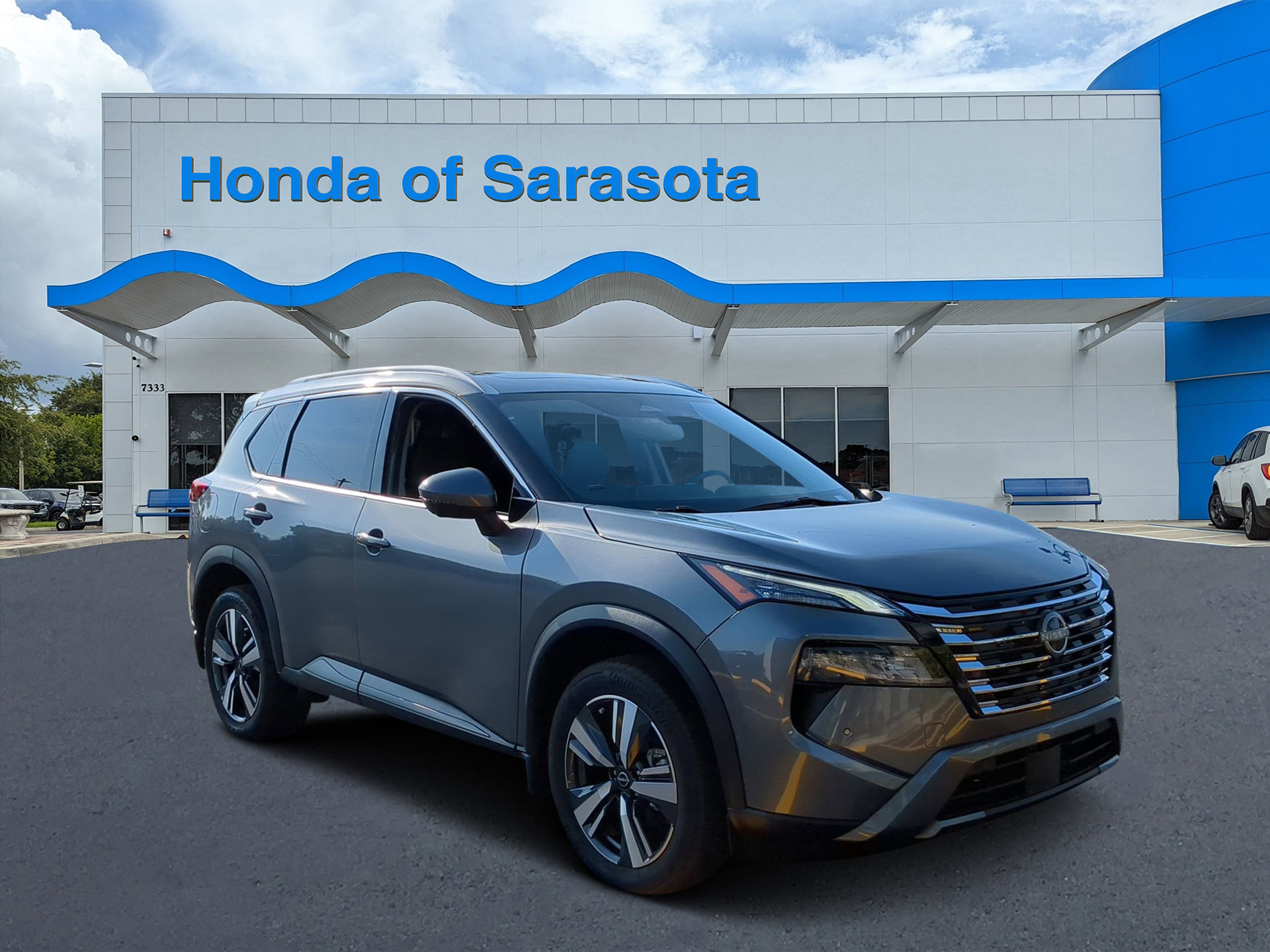 2024 Nissan Rogue SL's photo