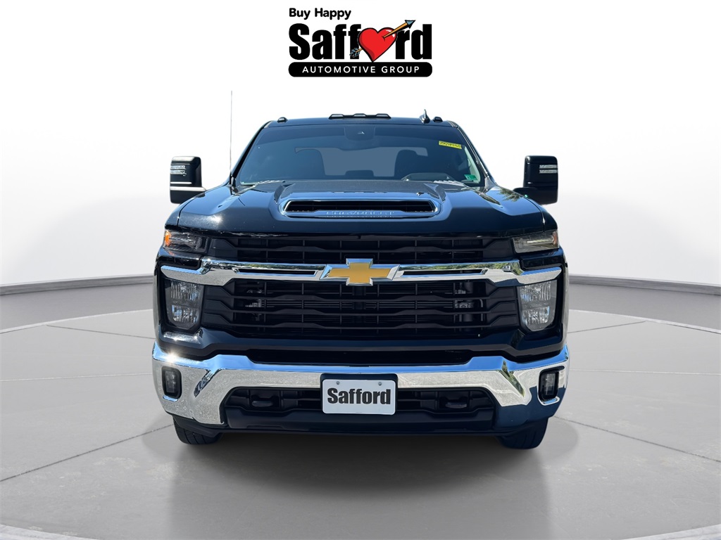 2024 Chevrolet Silverado 3500HD LT photo 5