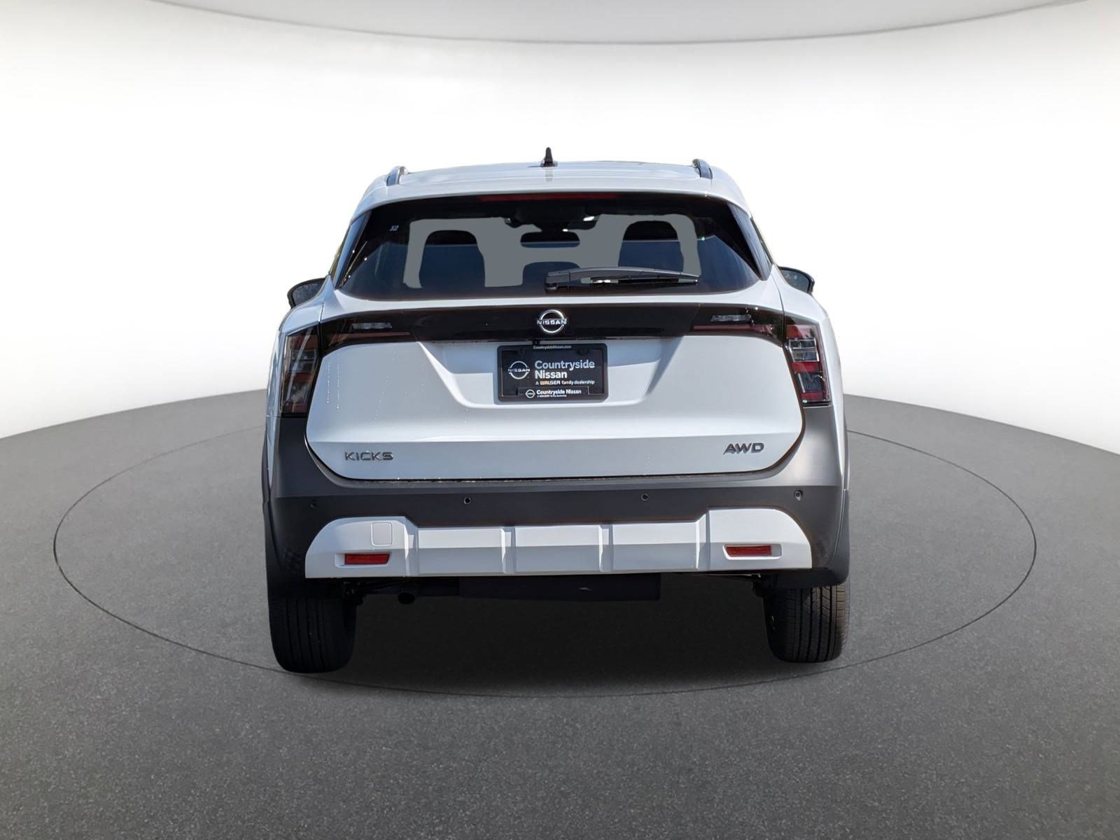 2026 Nissan Kicks SV photo 4