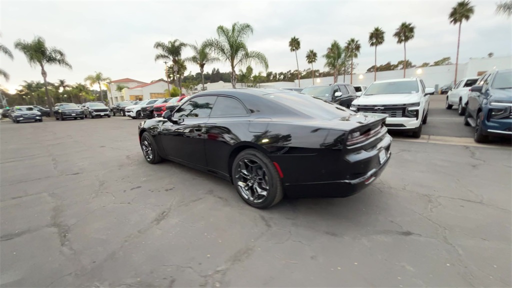 2025 Dodge Charger R/T photo 6