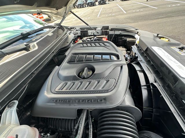 2024 Jeep Wagoneer L Series III photo 12