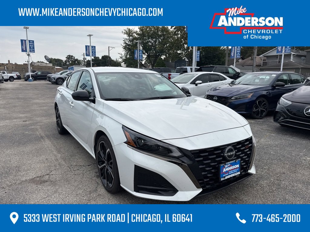 2023 Nissan Altima SR