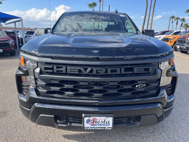 2026 Chevrolet Silverado 1500 Custom photo 2