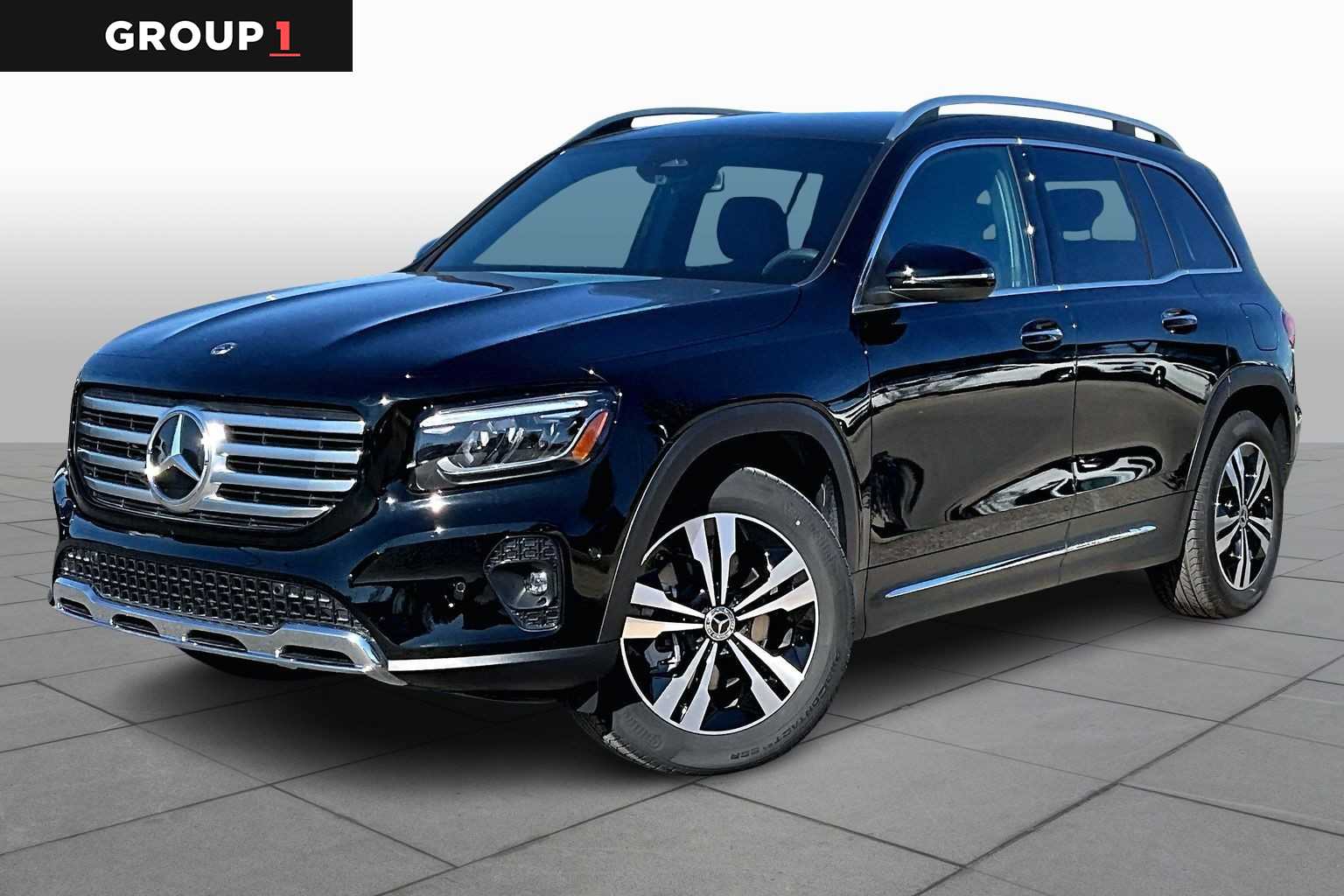 2025 Mercedes-Benz GLB Base's photo