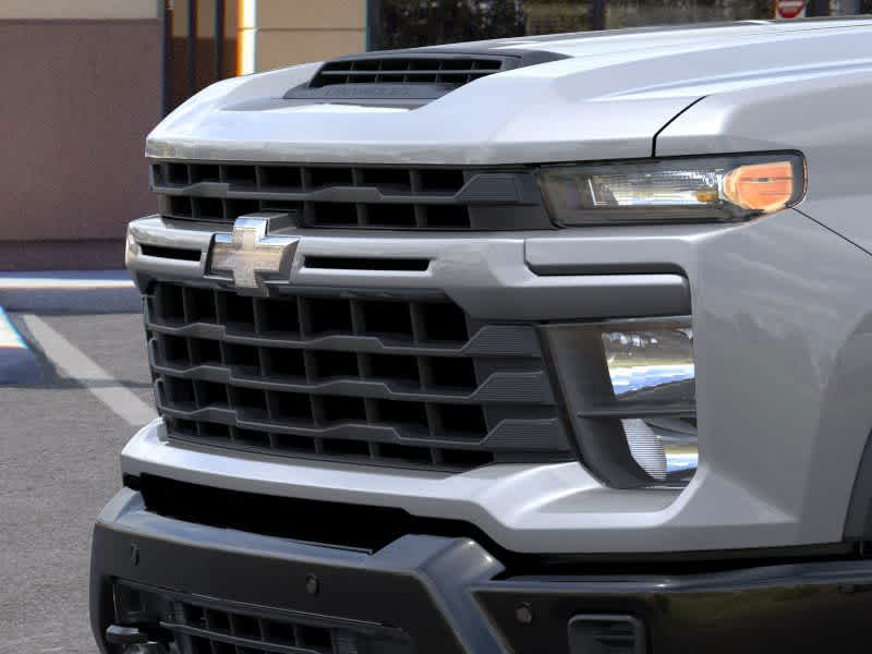 2025 Chevrolet Silverado Custom photo 13