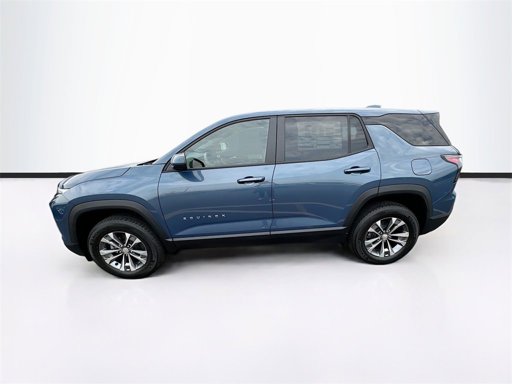 2026 Chevrolet Equinox LT photo 4