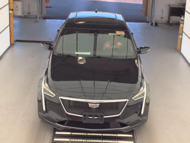 2019 Cadillac CT6 V-Sport photo 2