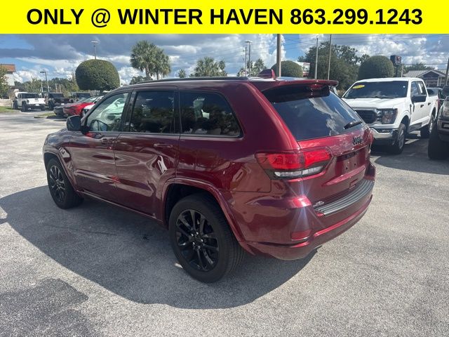 2021 Jeep Grand Cherokee Laredo X photo 4