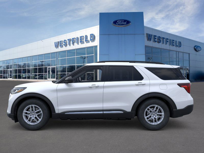 2025 Ford Explorer photo 2