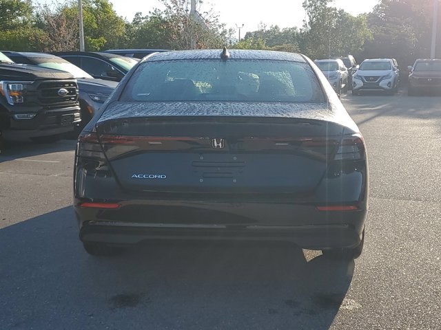 2025 Honda Accord 1.5T SE photo 4