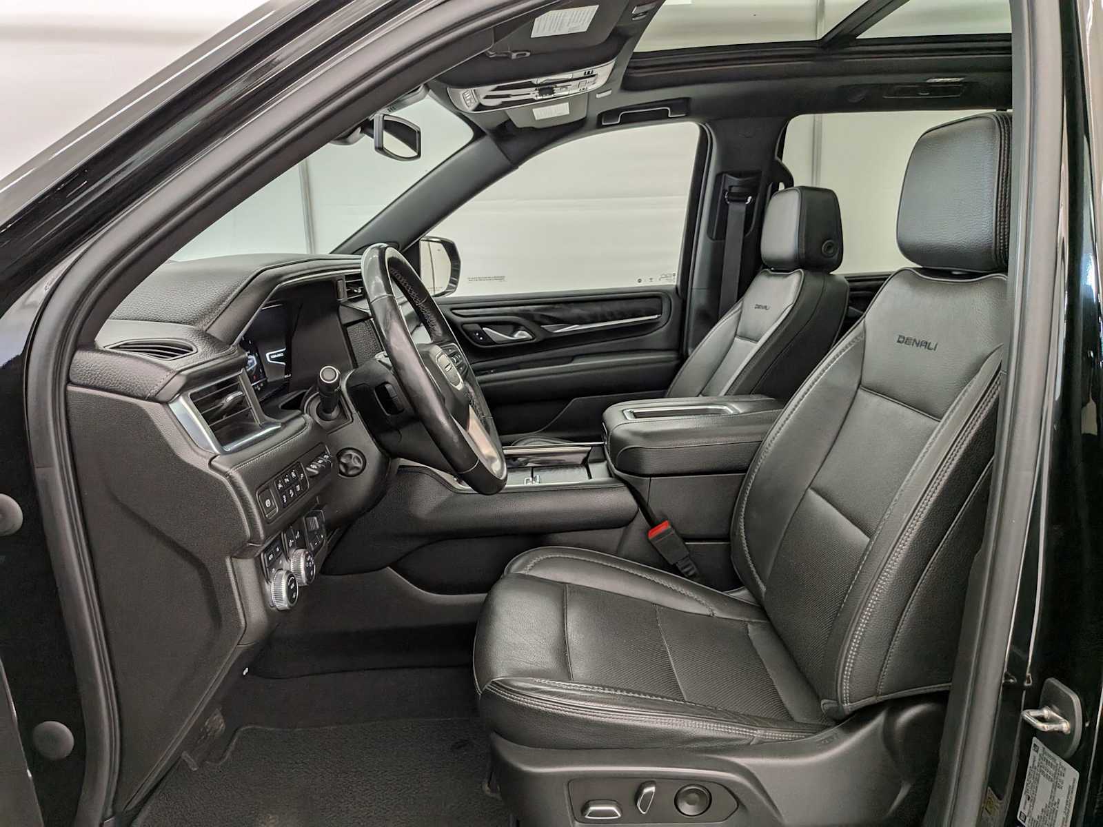 2022 Gmc Yukon Denali photo 15