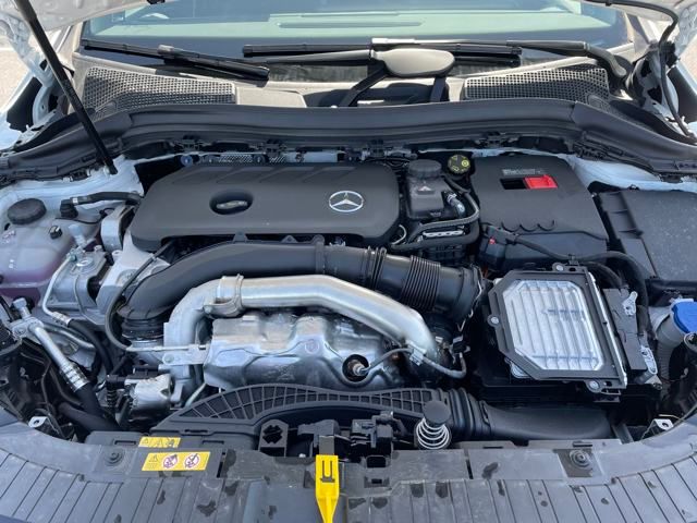 2025 Mercedes Benz GLA 250 photo 14