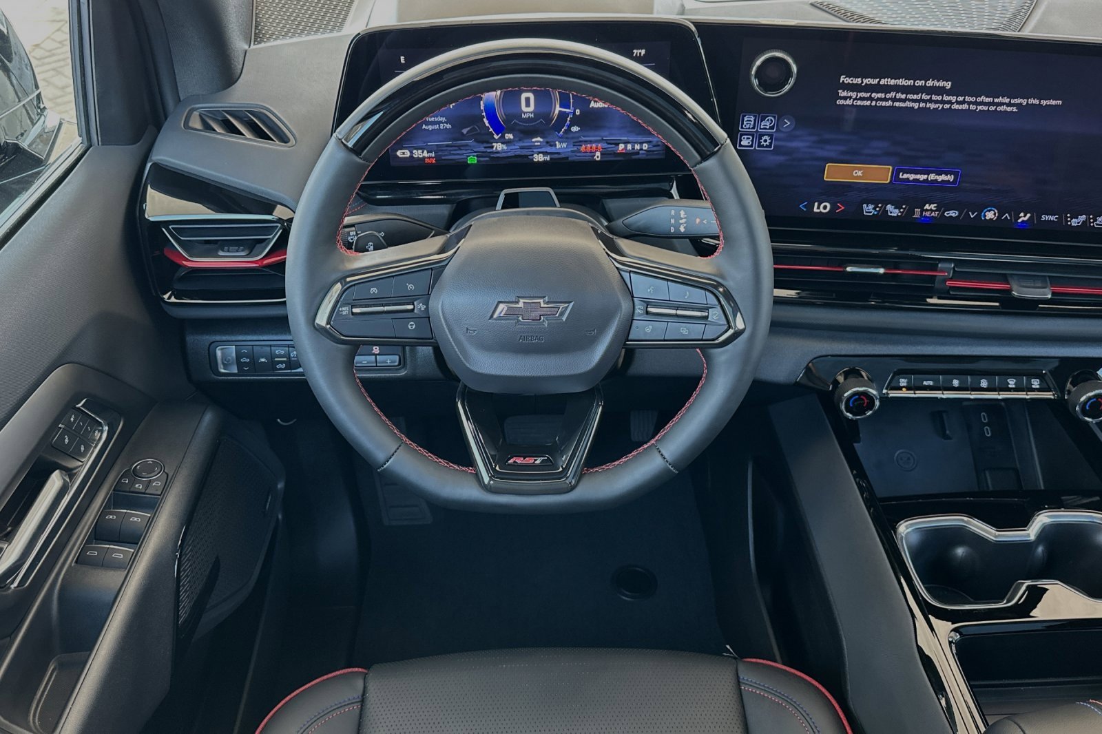 2024 Chevrolet Silverado EV RST photo 11