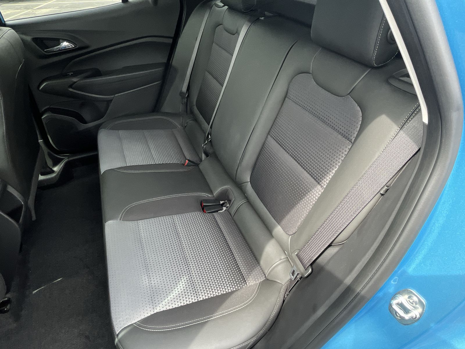 2025 Chevrolet Trax LT photo 15