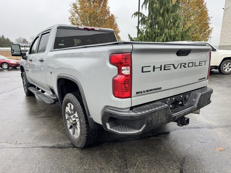 2024 Chevrolet Silverado 2500HD Custom photo 4