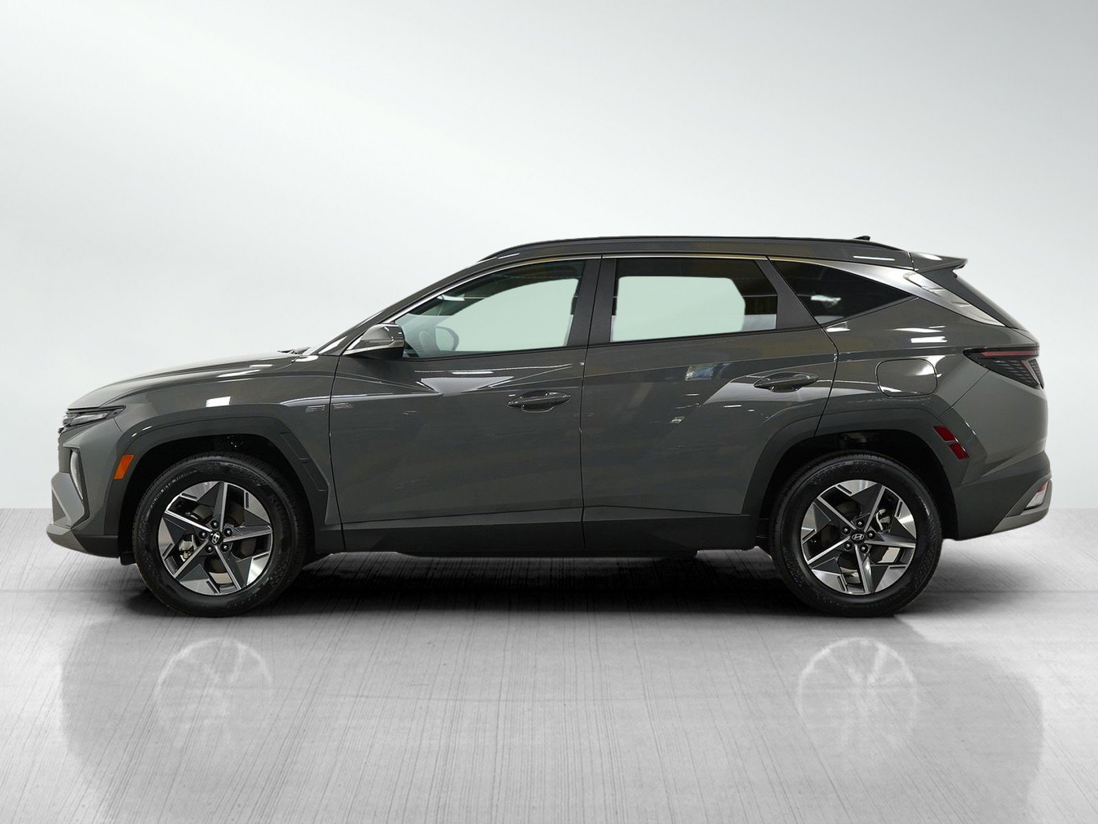 2025 Hyundai Tucson SEL Convenience photo 2