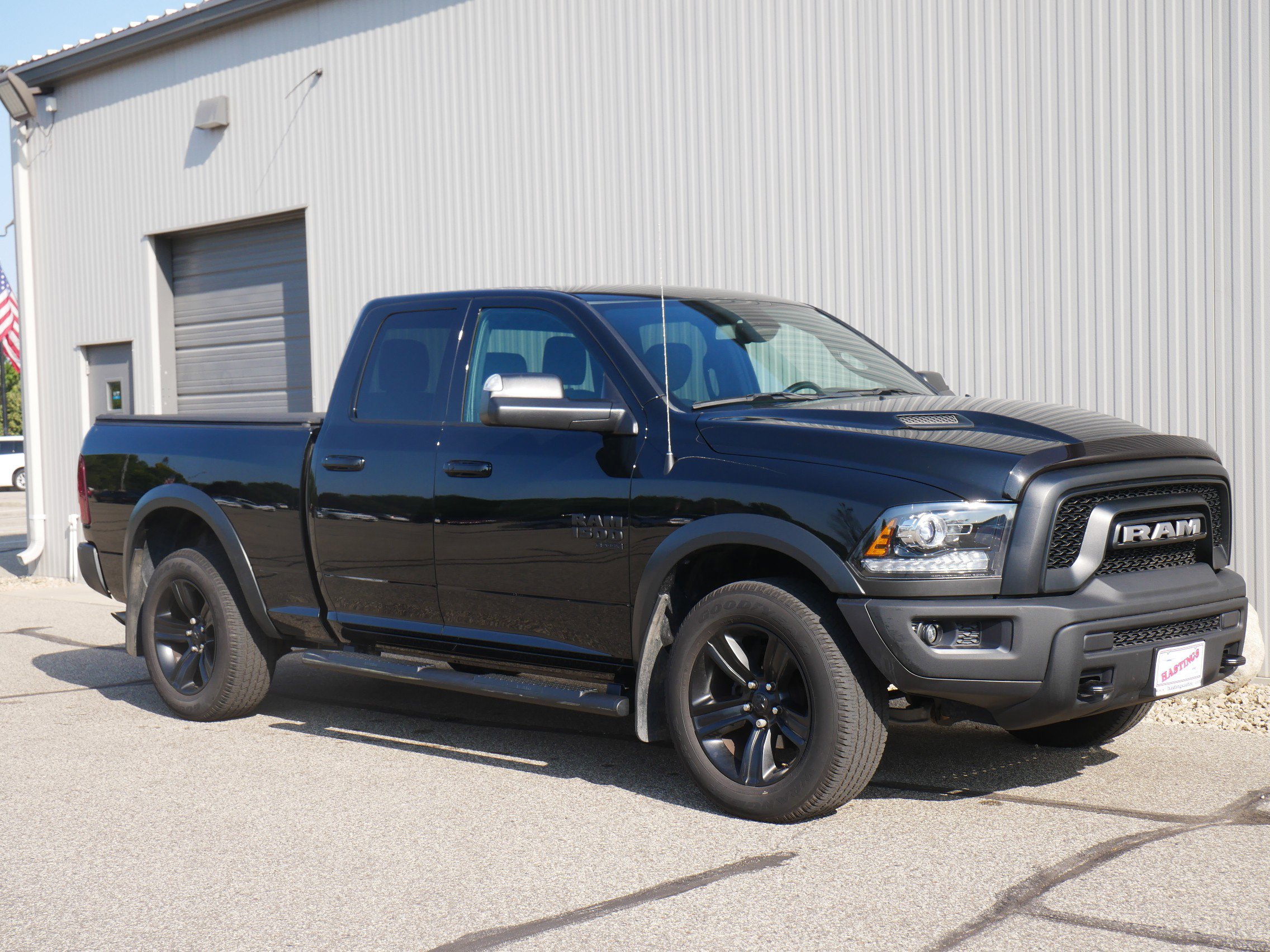 2022 Ram 1500 Classic Warlock photo 7