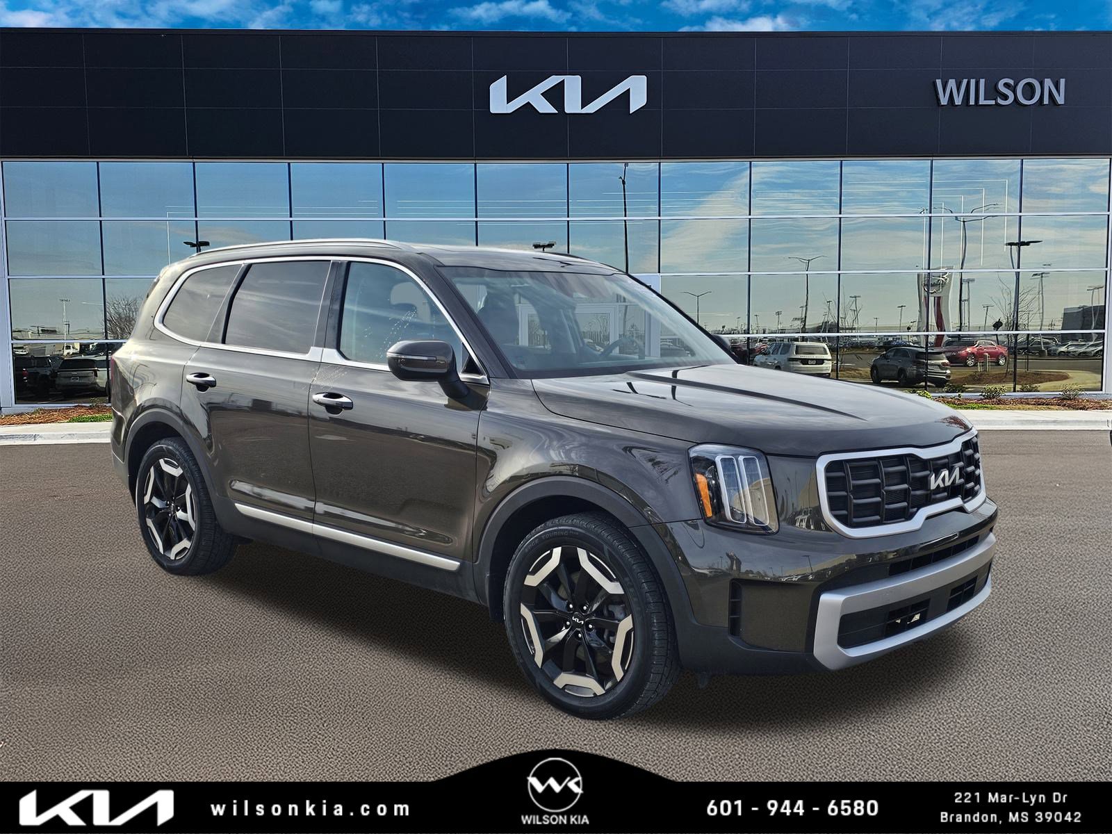 2023 Kia Telluride S's photo