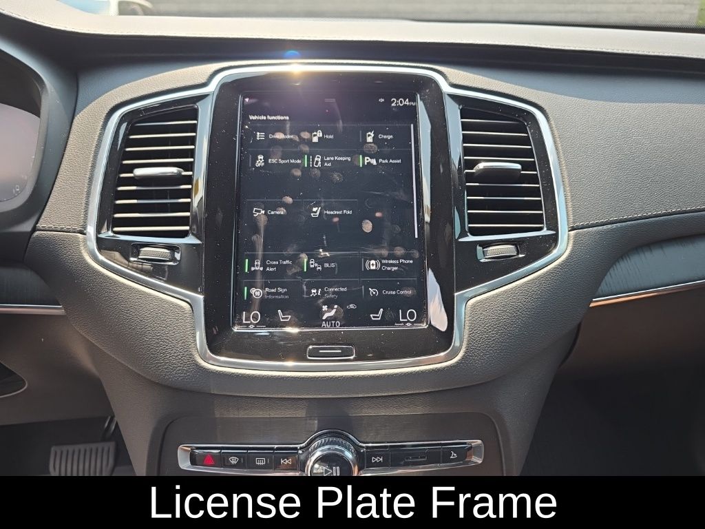 2022 Volvo XC90 Recharge T8 Inscription photo 17