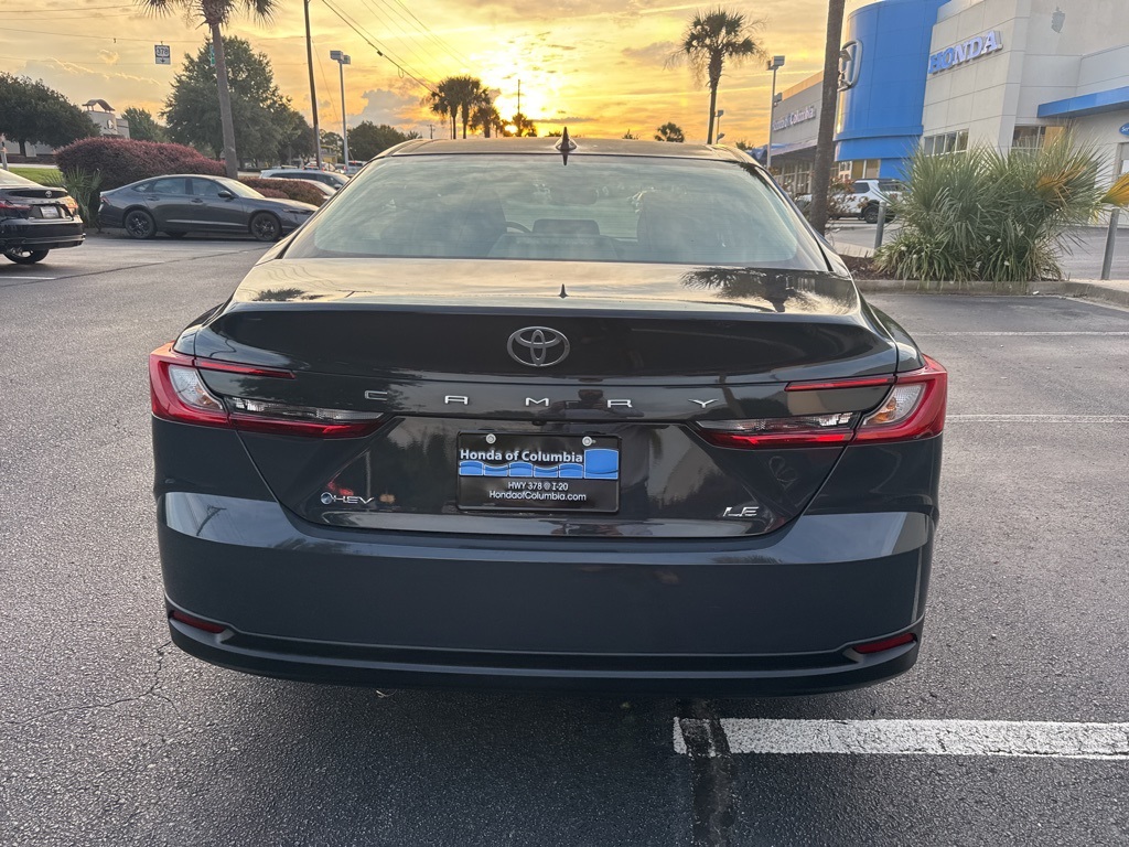 2025 Toyota Camry LE photo 4