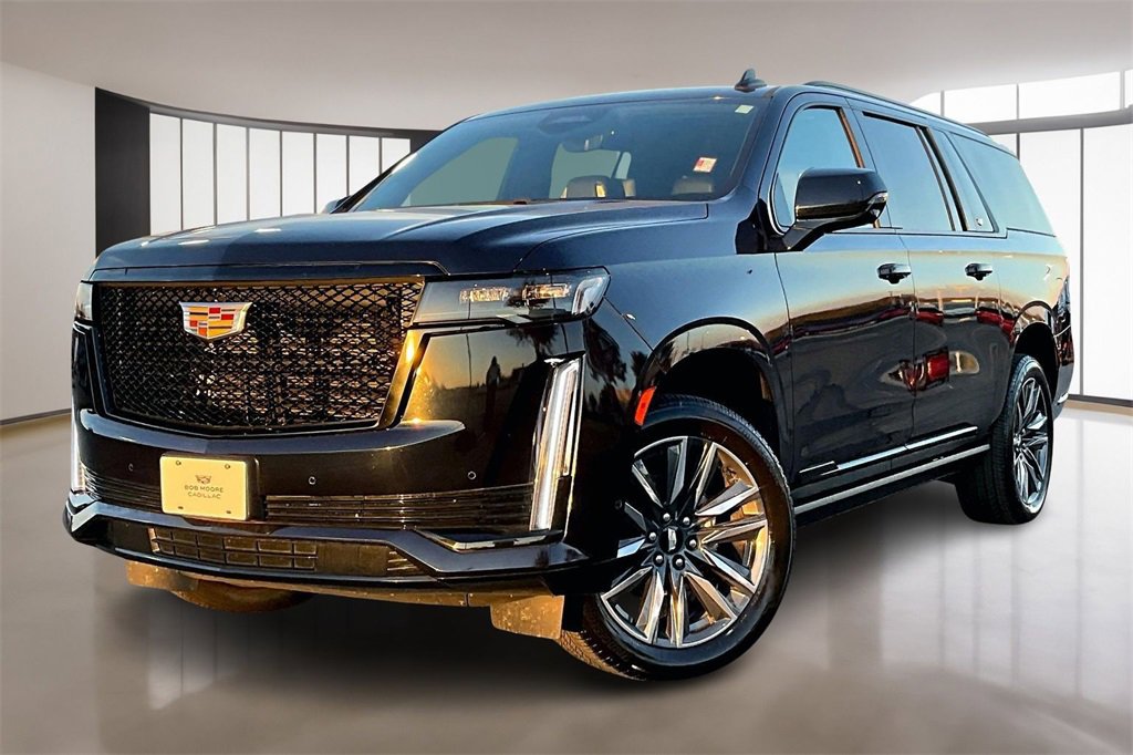 2022 Cadillac Escalade ESV Sport Platinum's photo
