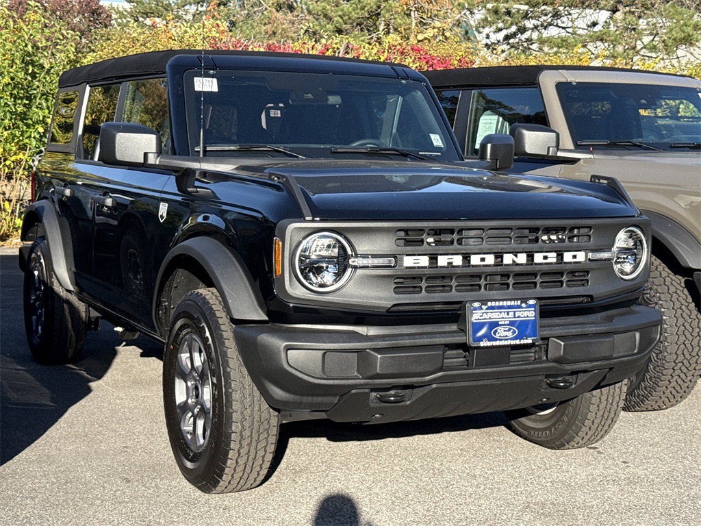 2025 Ford Bronco 4-Door Big Bend's photo