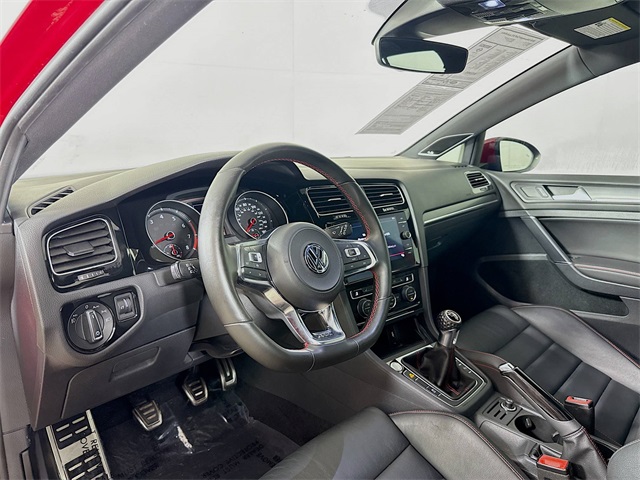 2020 Volkswagen Golf GTI SE Autobahn photo 9