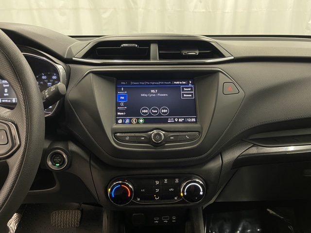 2023 Chevrolet Trailblazer LT photo 14