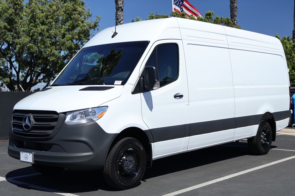 2026 Mercedes-Benz Sprinter Cargo Van Base's photo