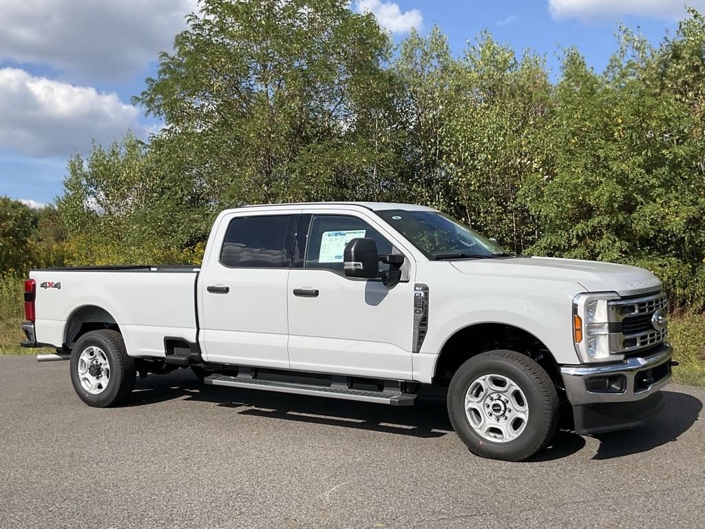 2026 Ford F-250 Super Duty XLT's photo