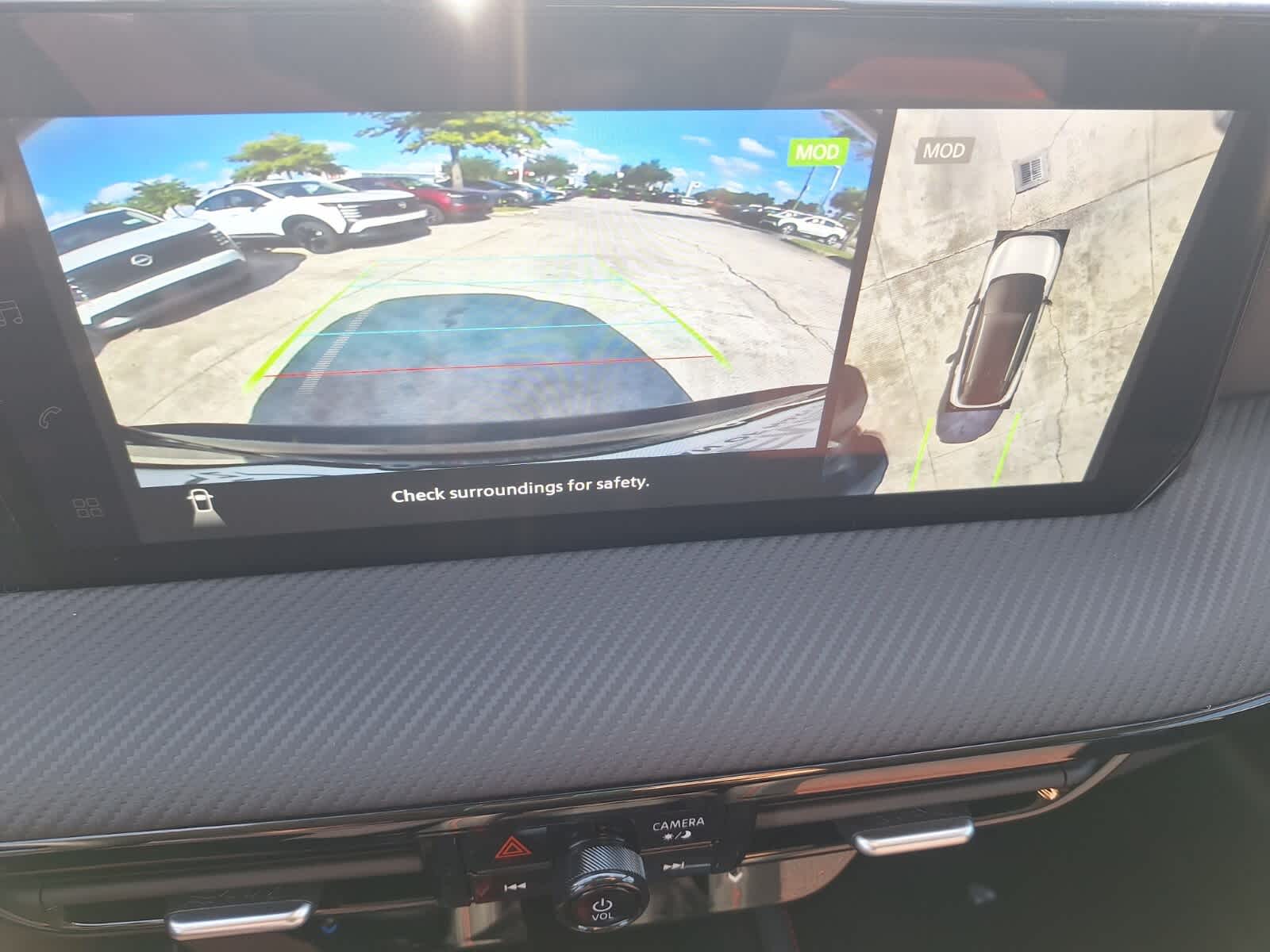2026 Nissan Kicks SR photo 15