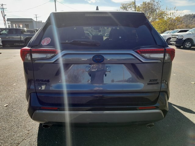 2021 Toyota RAV4 Hybrid XSE photo 4