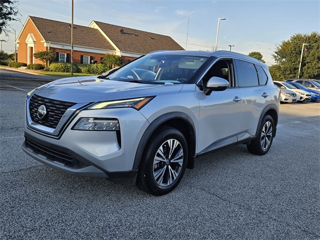 2021 Nissan Rogue SV photo 3