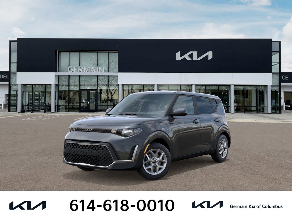 2025 Kia Soul LX's photo