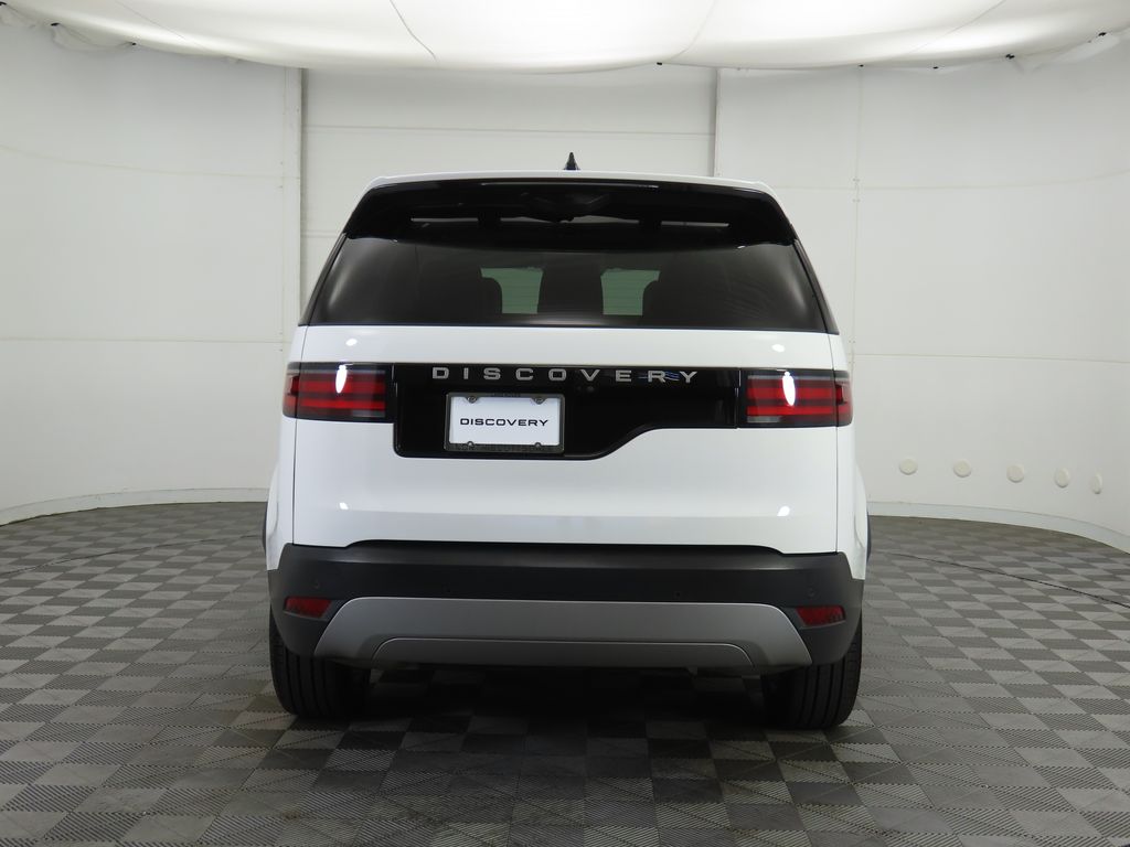 2024 Land Rover Discovery P300 S photo 5