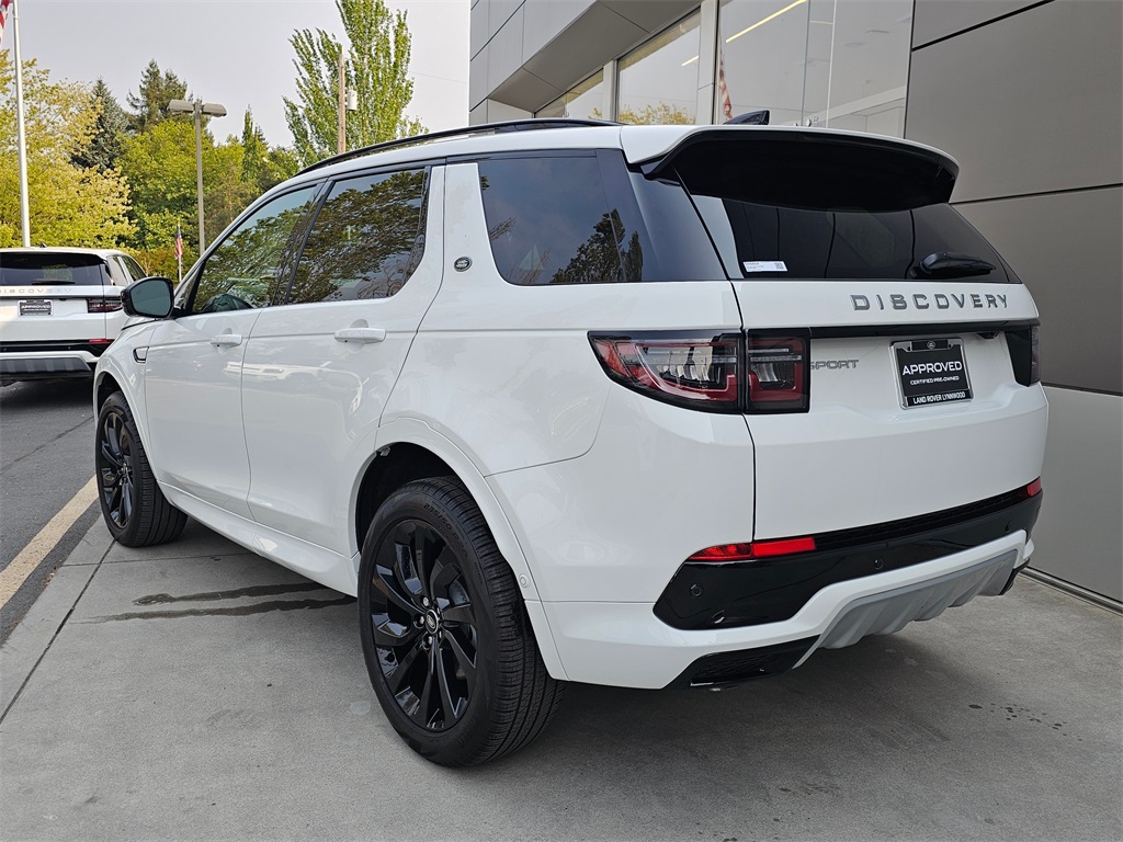 2025 Land Rover Discovery Sport S photo 5