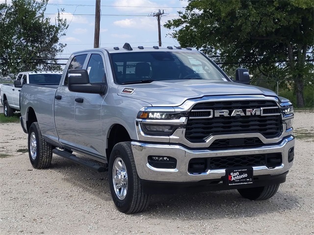 2026 Ram 2500 Tradesman photo 2