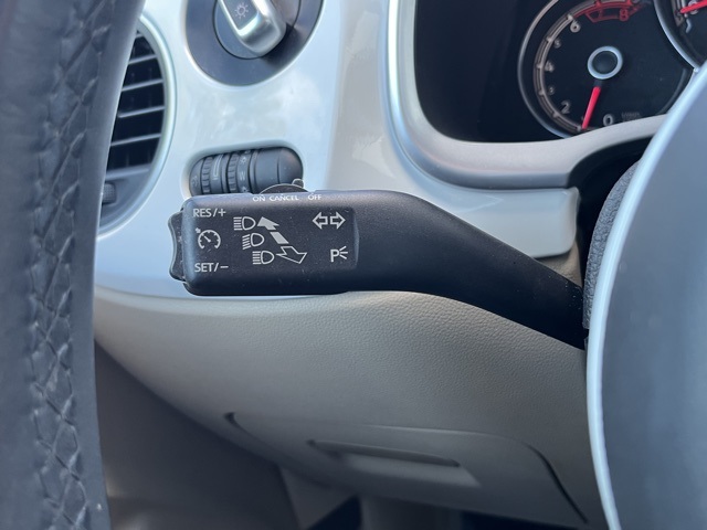 2019 Volkswagen Beetle Convertible S photo 32