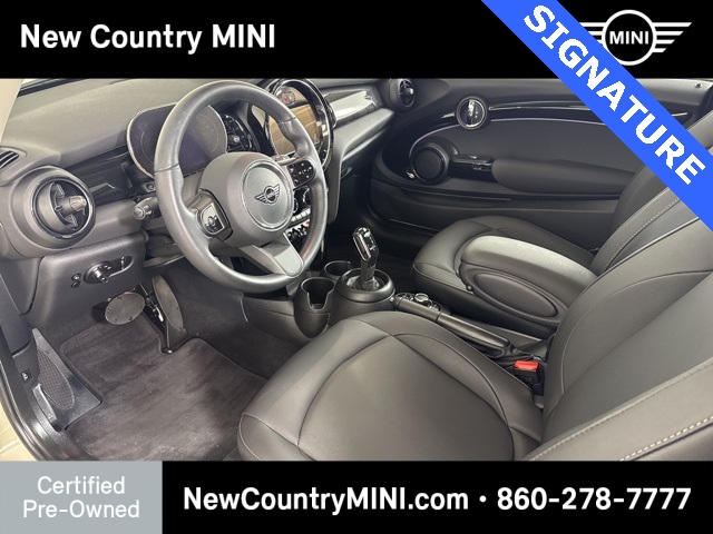 2023 Mini Cooper Signature photo 13