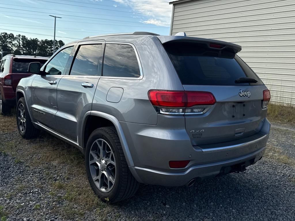 2019 Jeep Grand Cherokee Overland photo 2