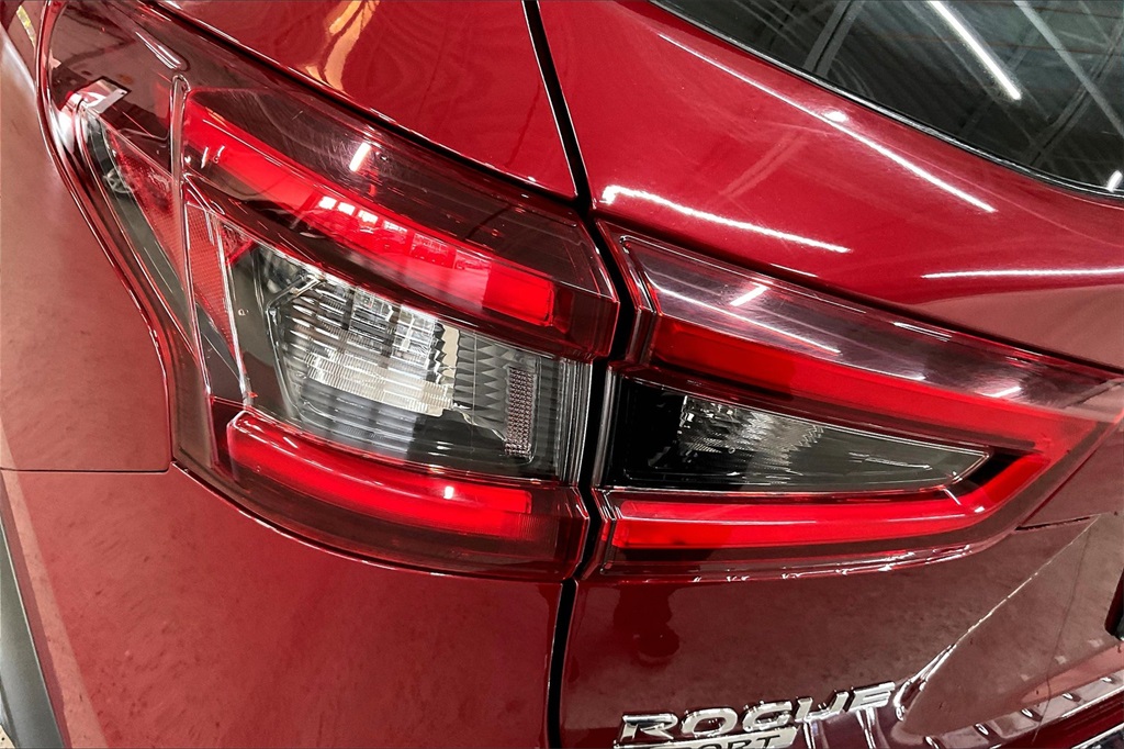 2022 NISSAN ROGUE SPORT - Image 28