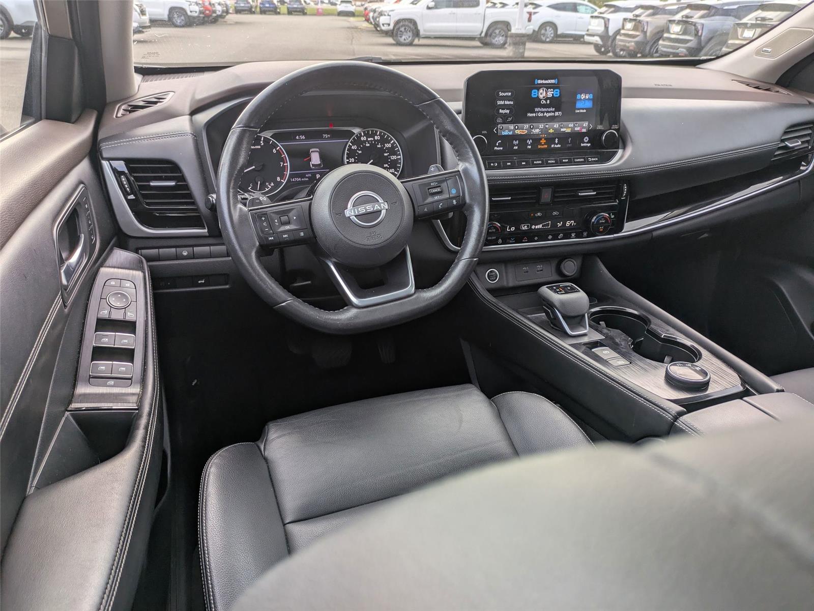 2022 Nissan Rogue SL photo 24
