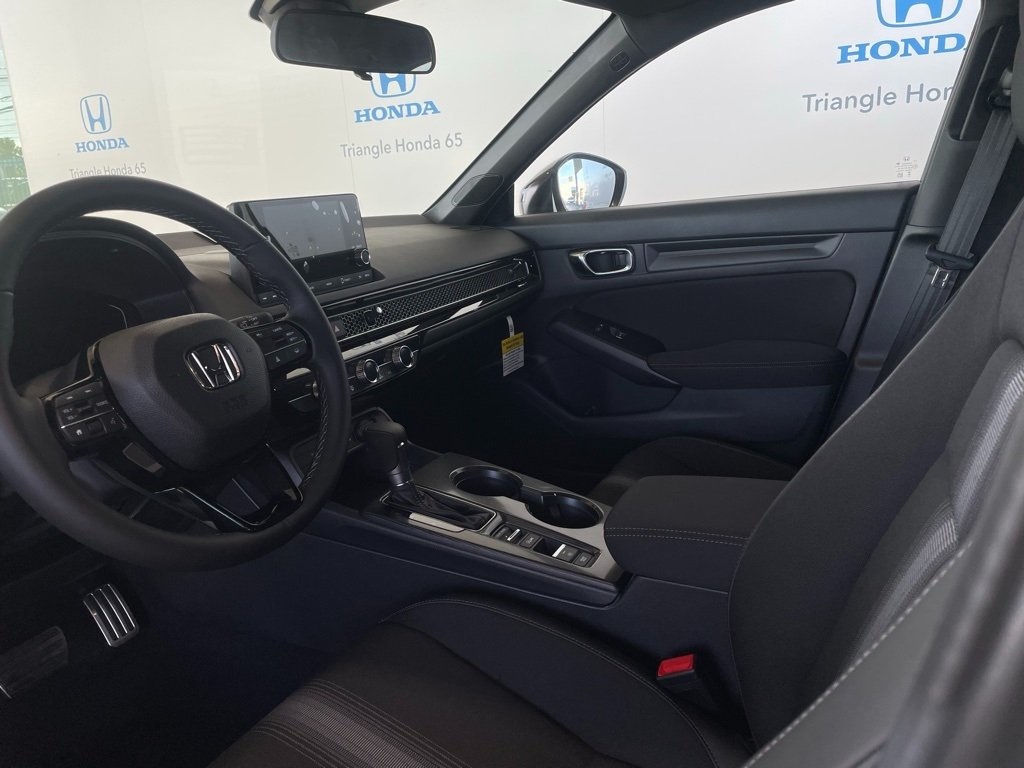 2025 Honda Civic Sport photo 7